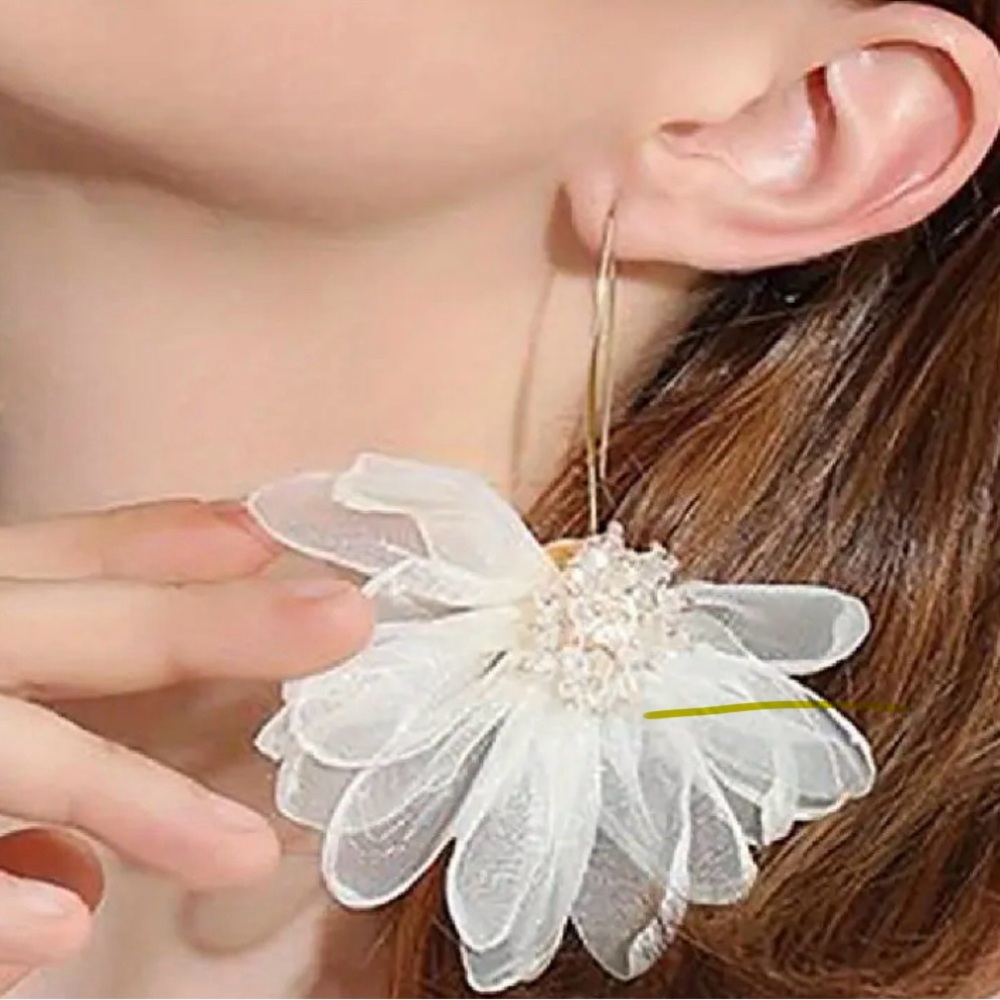 Elegant White Floral Hoop Earrings